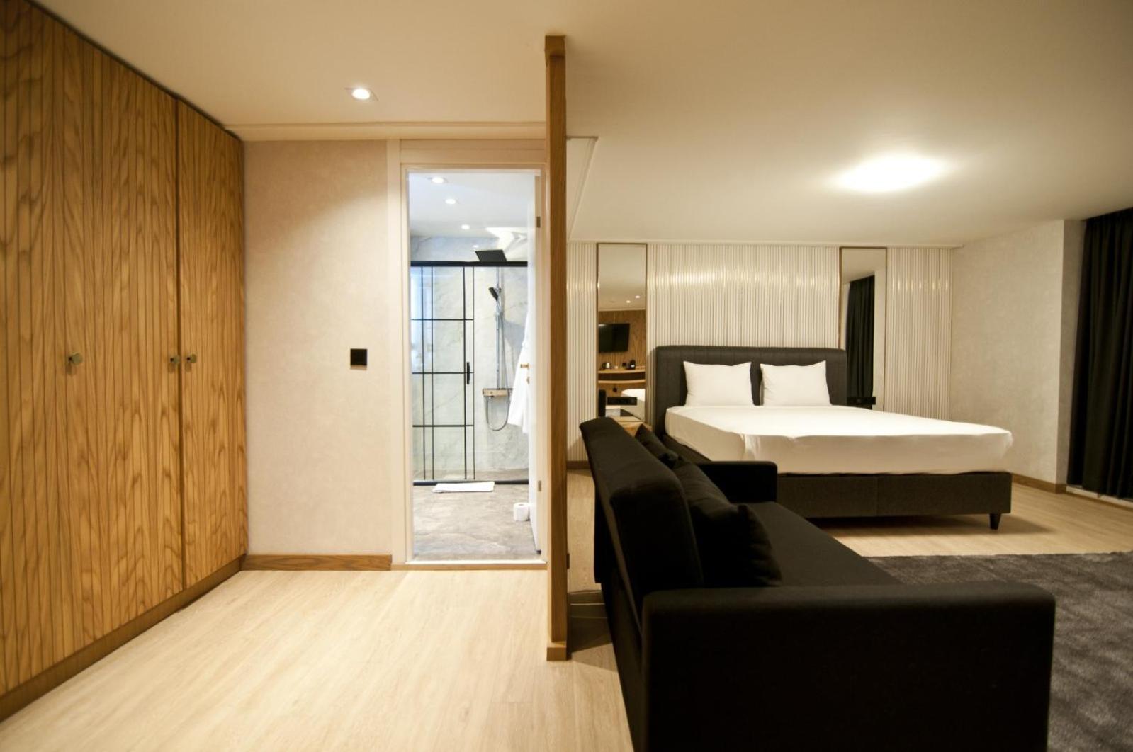 Xloft Hotel Istanbul Exterior photo